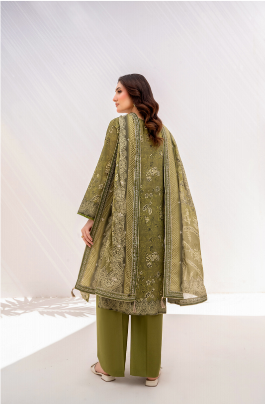 Elaya Embroidered Lawn 3 Piece