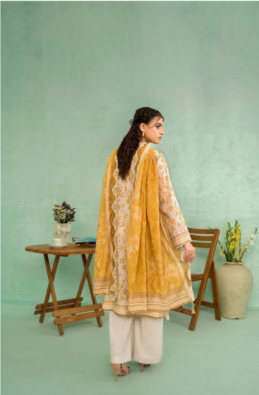 Elaya Embroidered Lawn 3 Piece