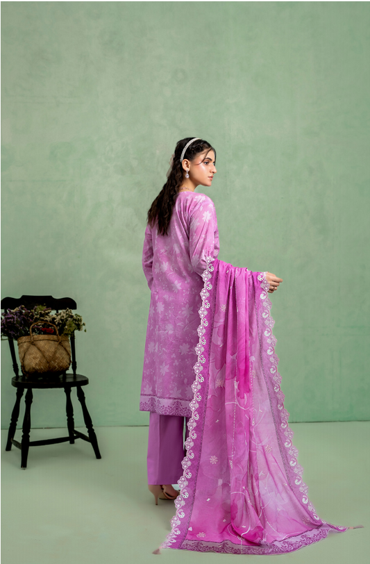 Elaya Embroidered Lawn 3 Piece