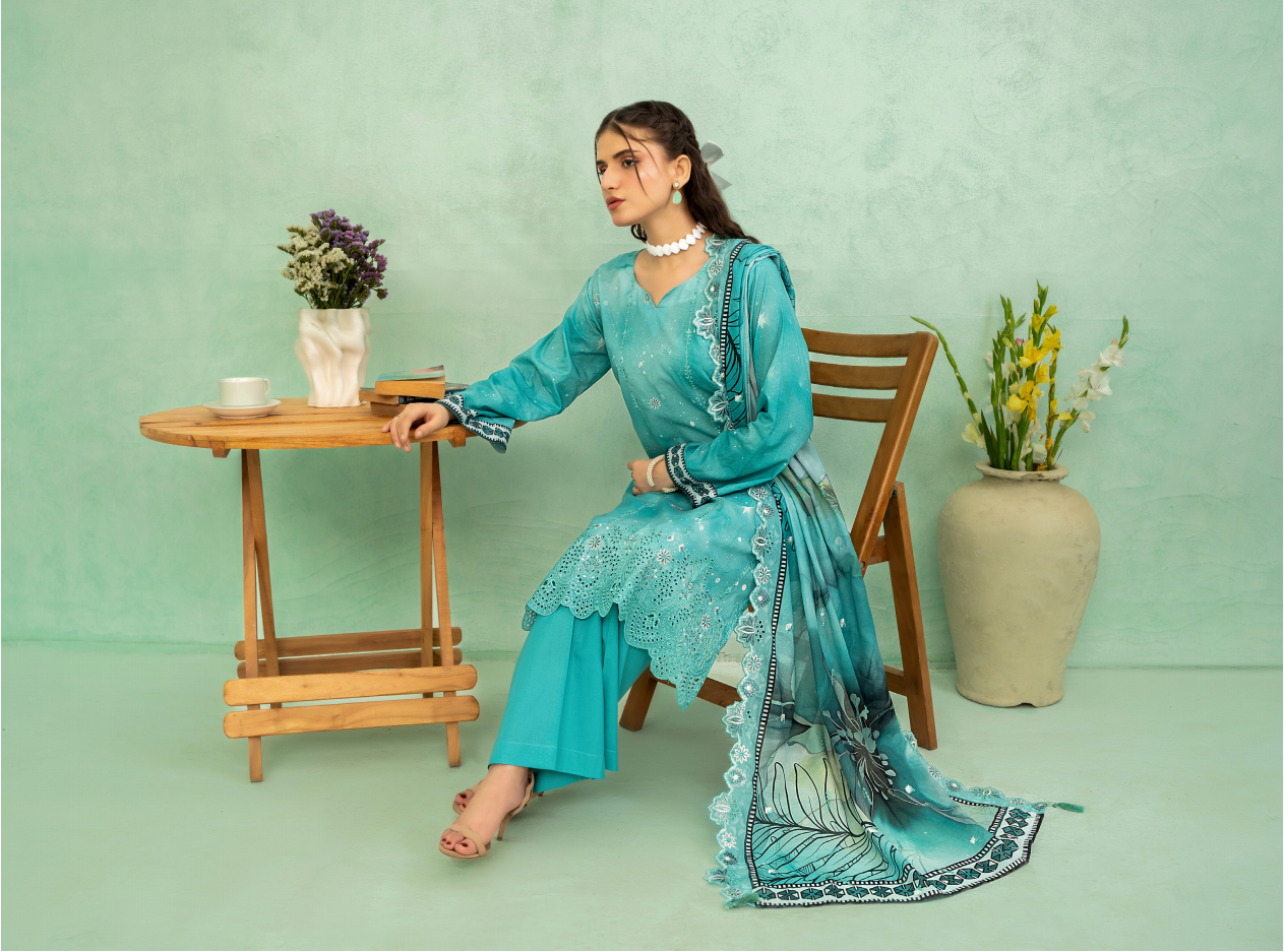 Elaya Embroidered Lawn 3 Piece