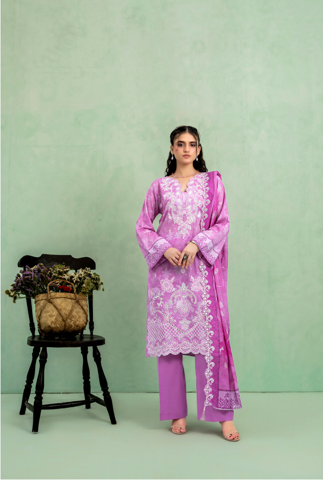 Elaya Embroidered Lawn 3 Piece